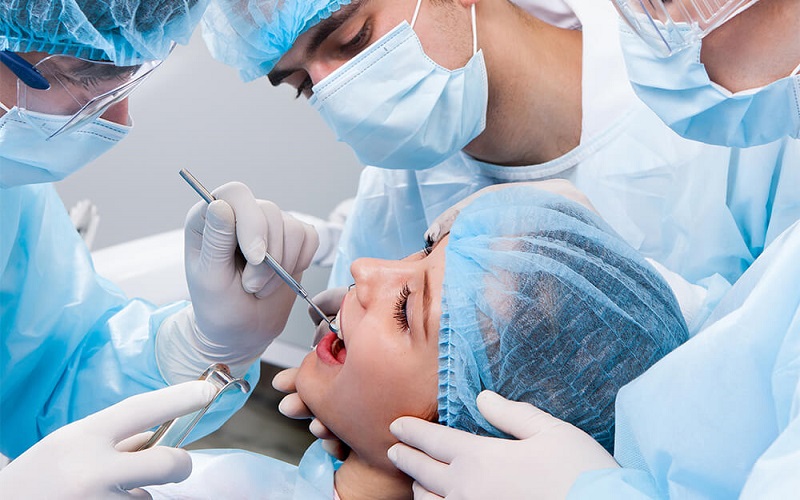 Bảng giá trồng răng Implant tại bệnh viện Worldwide