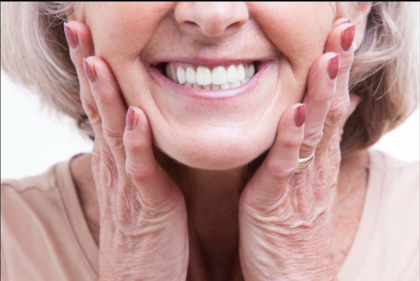 Trồng răng implant trả góp TPHCM